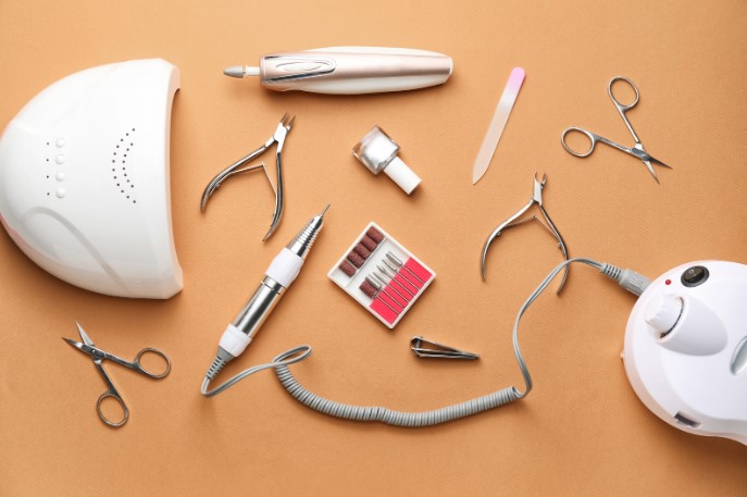 где купить качественное оборудование для маникюра